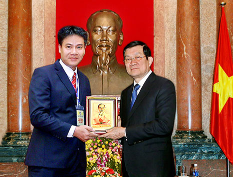 PMV警備員サービスのファム・ミンベト社長はチュオン・タン・サン大統領と会いました。